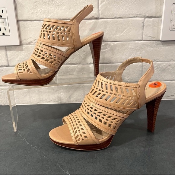 Adrienne Vittadini sz 9.5 Prim cutout leather strappy platform heels - Picture 5 of 16